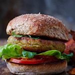 Spicy corn & chickpea burgers