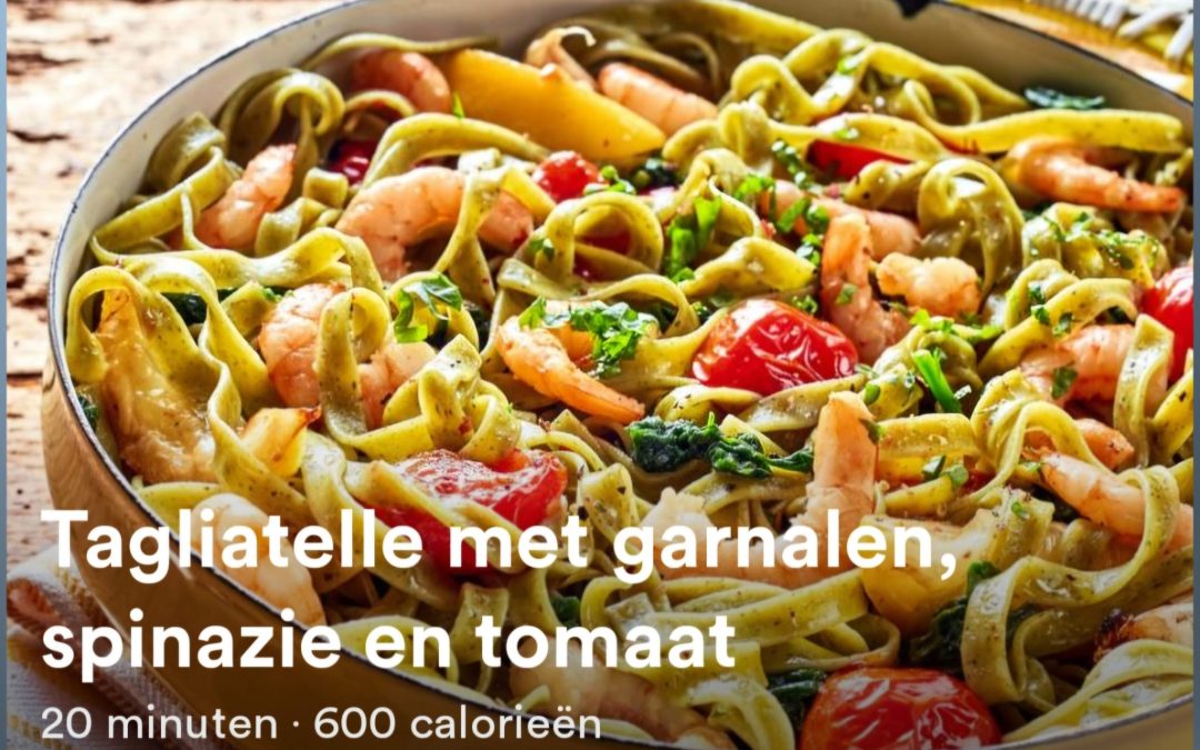 Tagliatelle met garnalen, spinazie en tomaat
